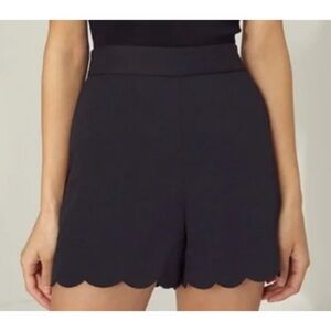 ARITZIA WILFRED Arbre Scalloped Shorts in Black